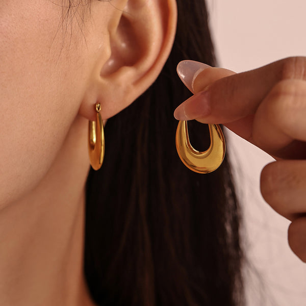 Sugar Cube U-Shaped Gold Light Earrings