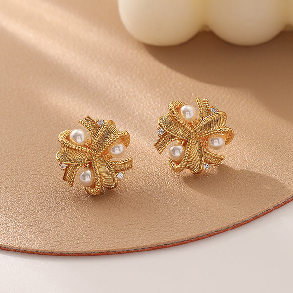 Metal texture pearl geometric silver needle stud earrings, high-end and exquisite